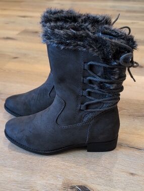 HP Grey Faux Fur Lace-Up Women's Winter Ankle Boots 8 Wide